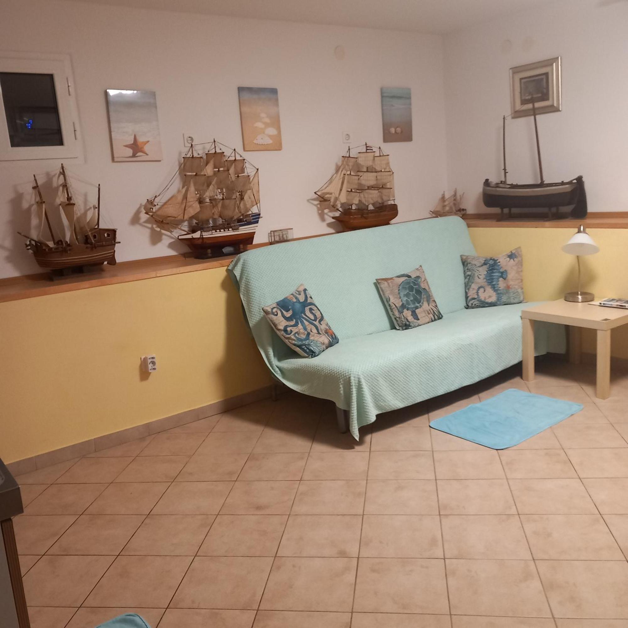 Apartmani Bozic-Omisalj Omišalj Exterior foto