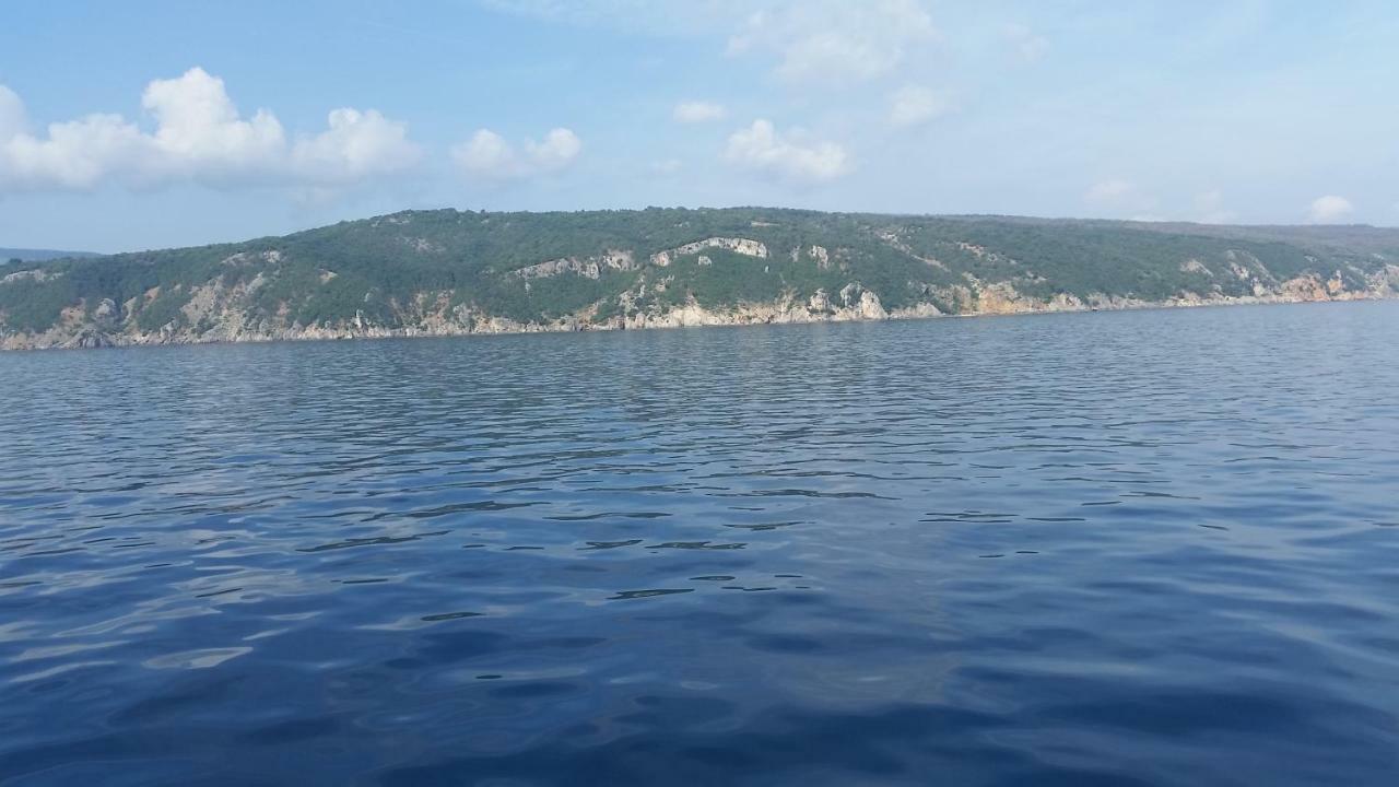Apartmani Bozic-Omisalj Omišalj Exterior foto